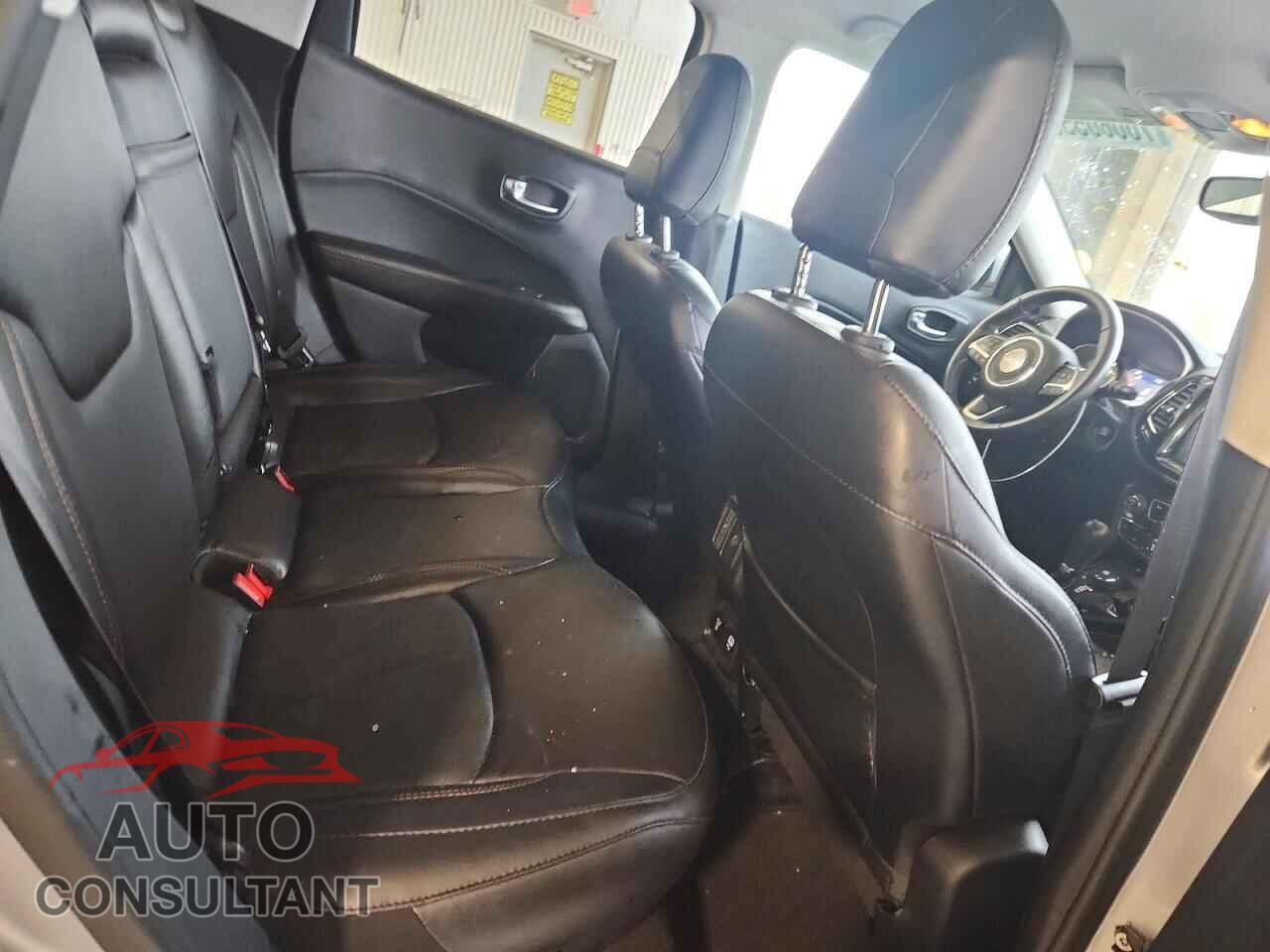 JEEP COMPASS 2019 - 3C4NJDCB2KT766504