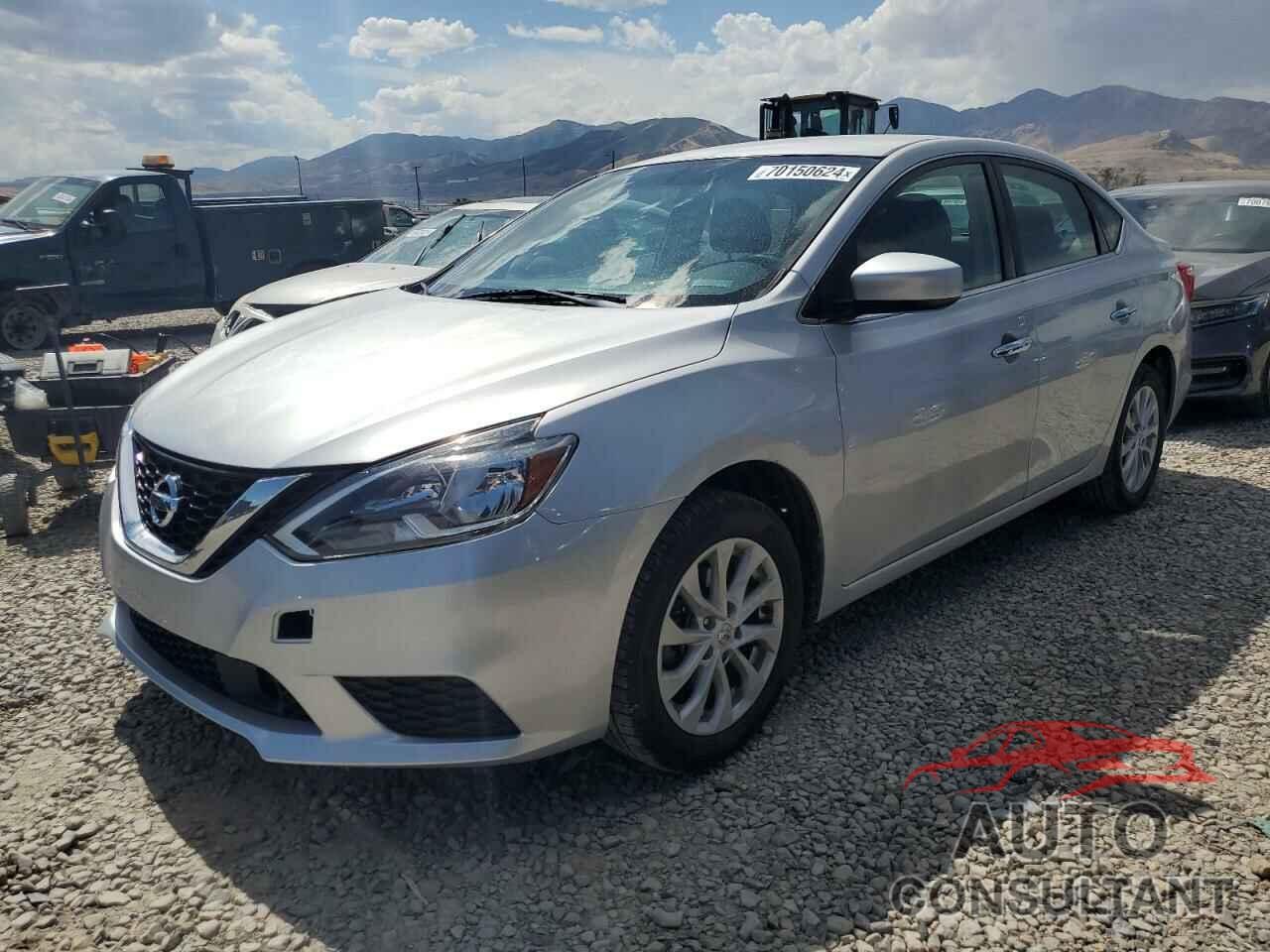 NISSAN SENTRA 2018 - 3N1AB7AP1JL640308