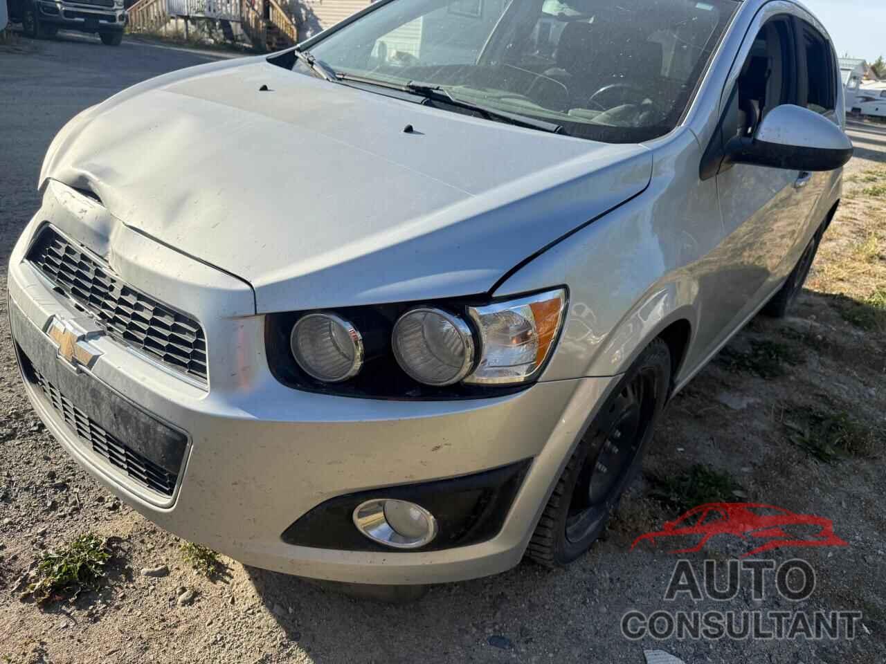 CHEVROLET SONIC 2012 - 1G1JE6SB5C4184896