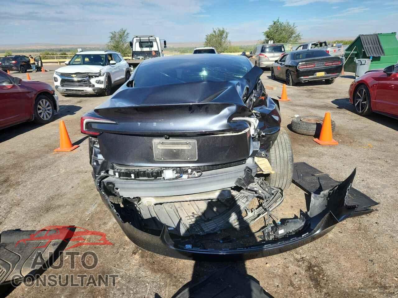 TESLA MODEL 3 2024 - 5YJ3E1EA7RF854682