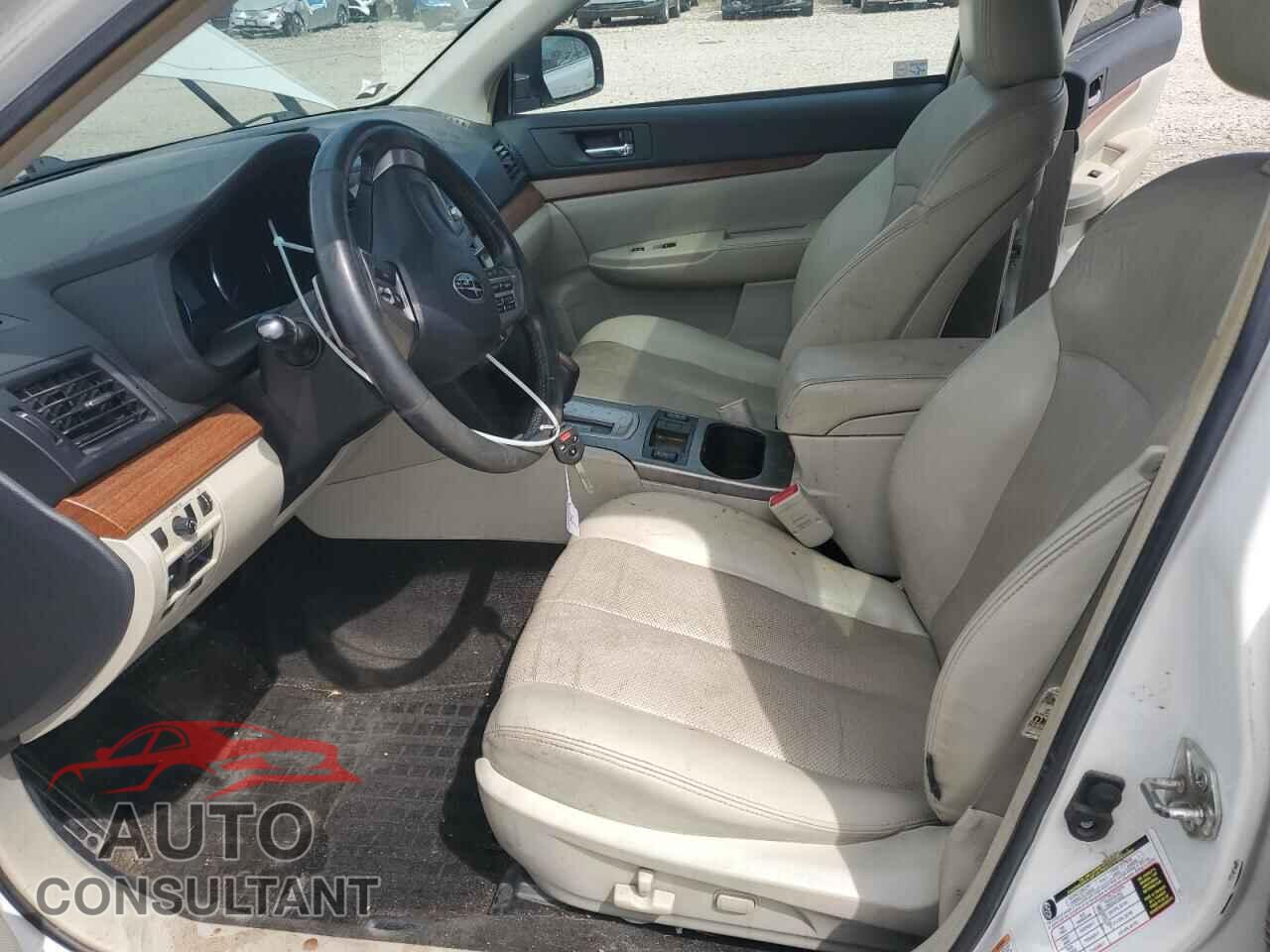 SUBARU OUTBACK 2014 - 4S4BRBLC6E3312714