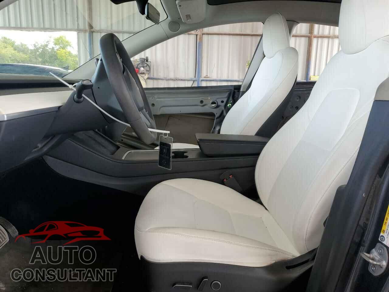 TESLA MODEL Y 2023 - 7SAYGDEE3PF611553