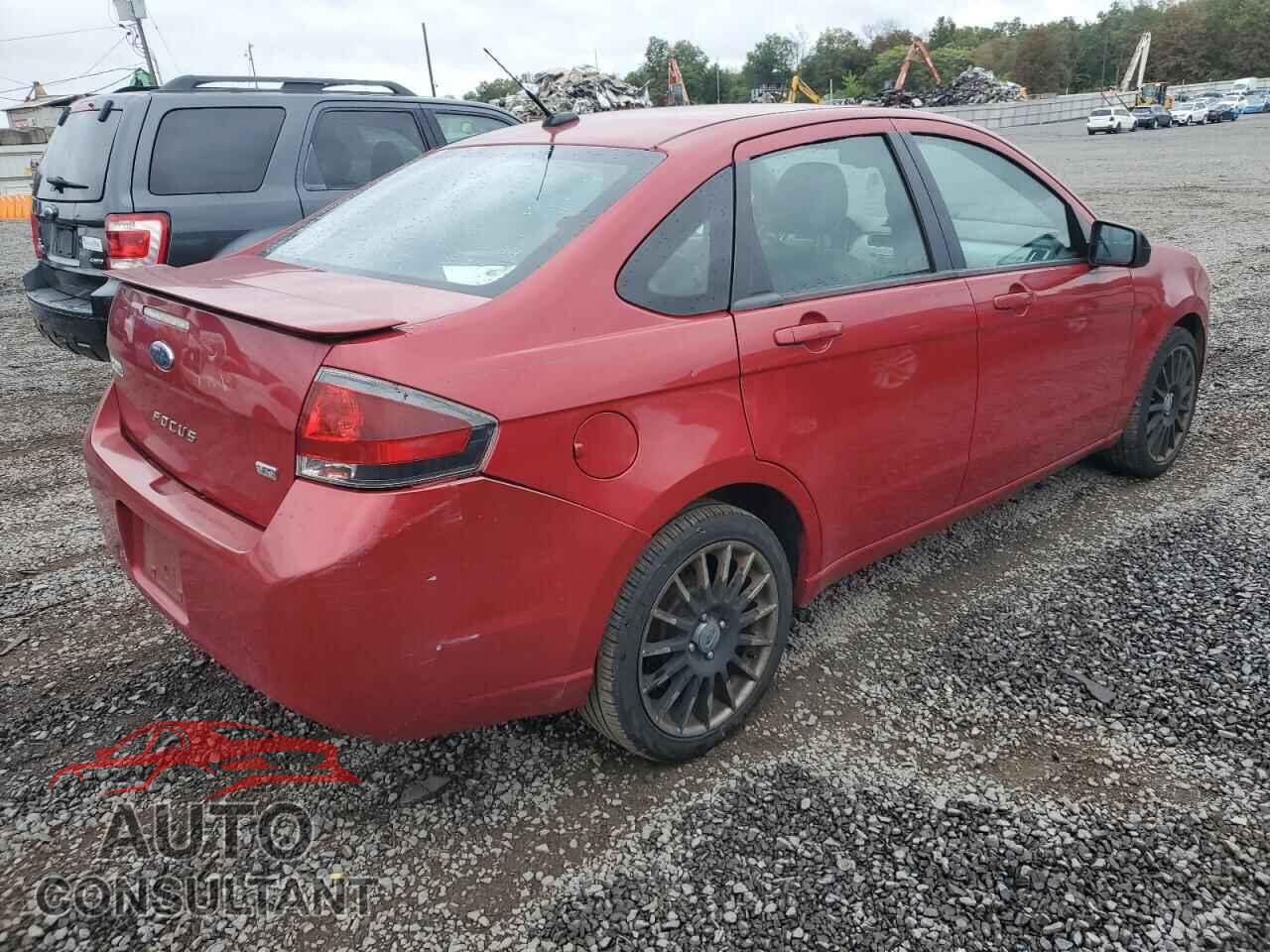 FORD FOCUS 2011 - 1FAHP3GN2BW107414