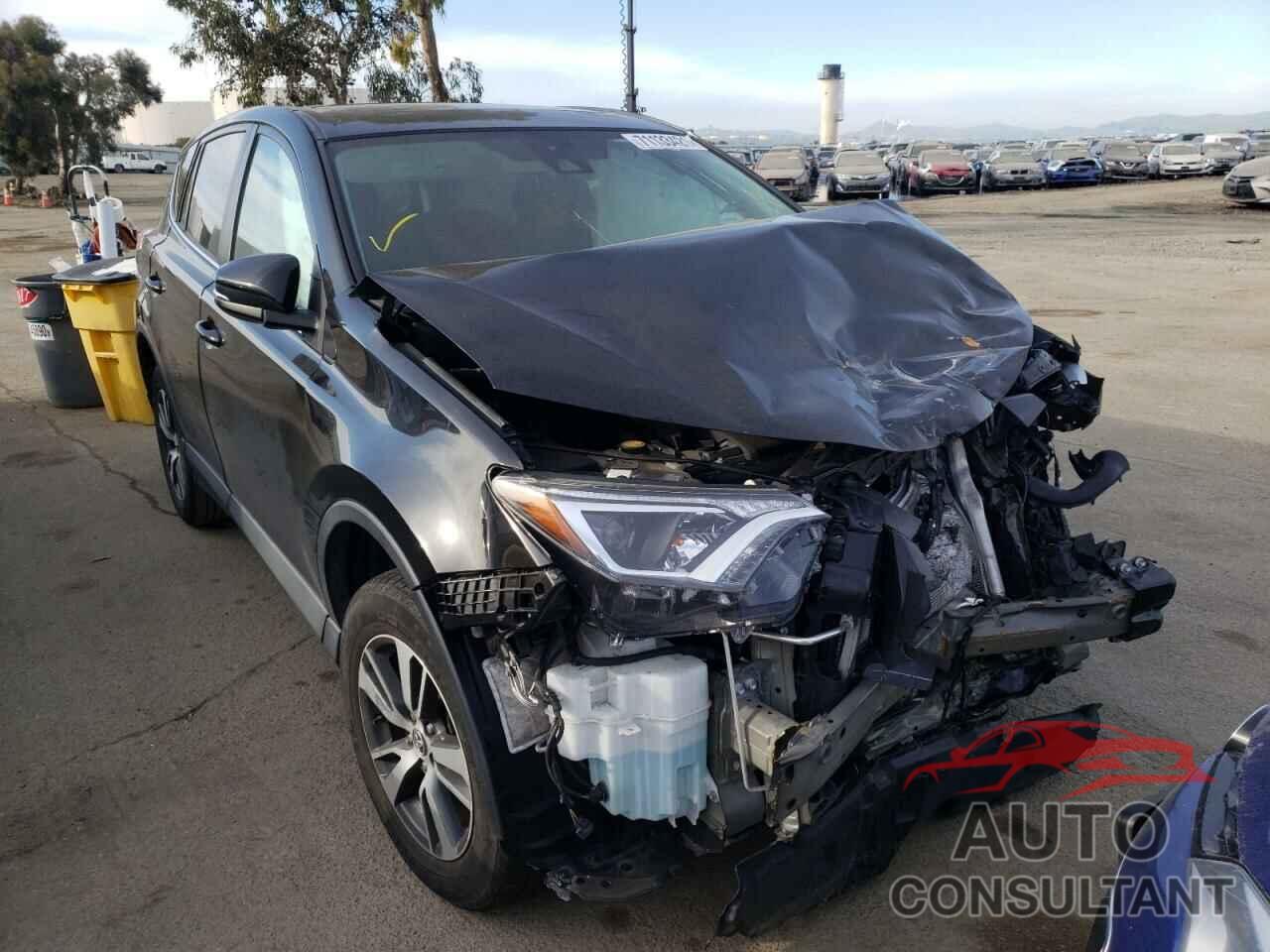 TOYOTA RAV4 2018 - 2T3WFREV3JW455794
