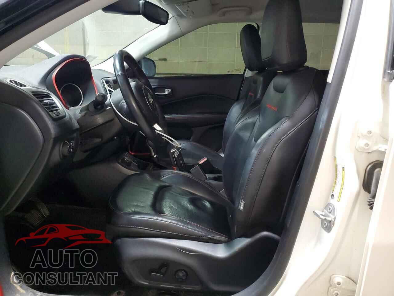 JEEP COMPASS 2018 - 3C4NJDDBXJT210714