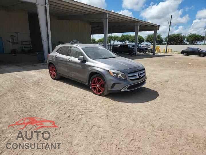 MERCEDES-BENZ GLA-CLASS 2016 - WDCTG4EB0GJ200529