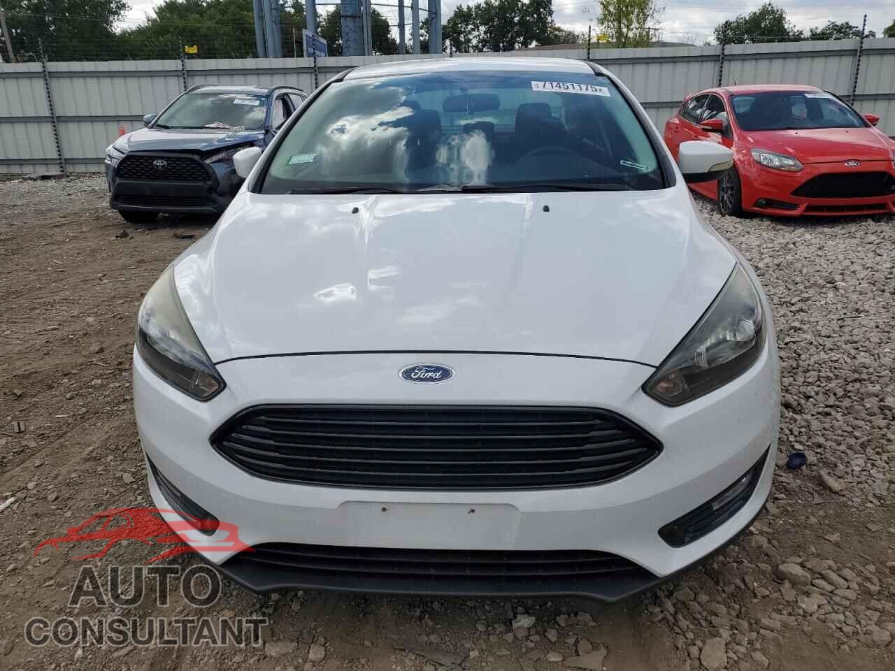 FORD FOCUS 2017 - 1FADP3FE7HL256976