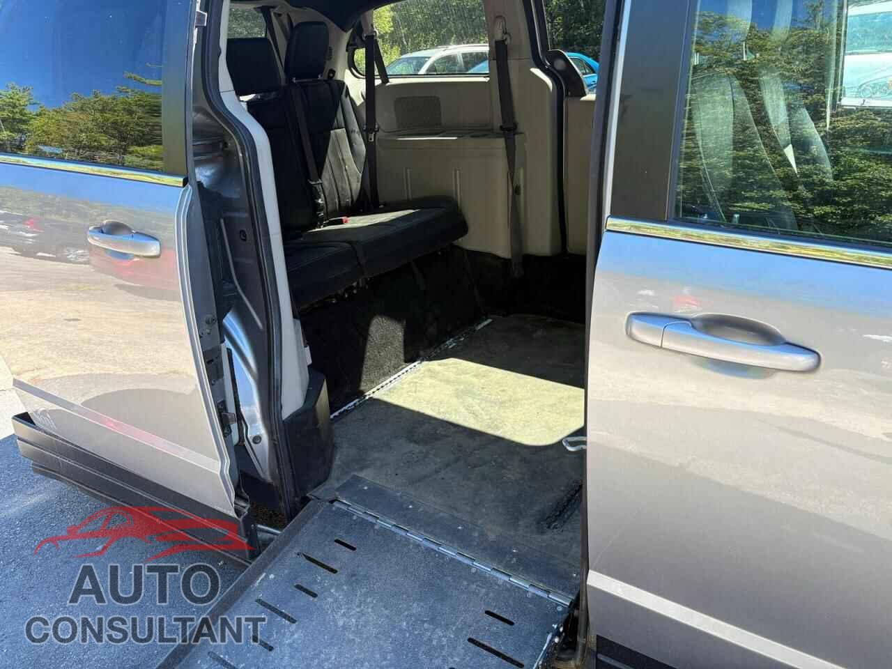 DODGE CARAVAN 2019 - 2C4RDGCG5KR773522