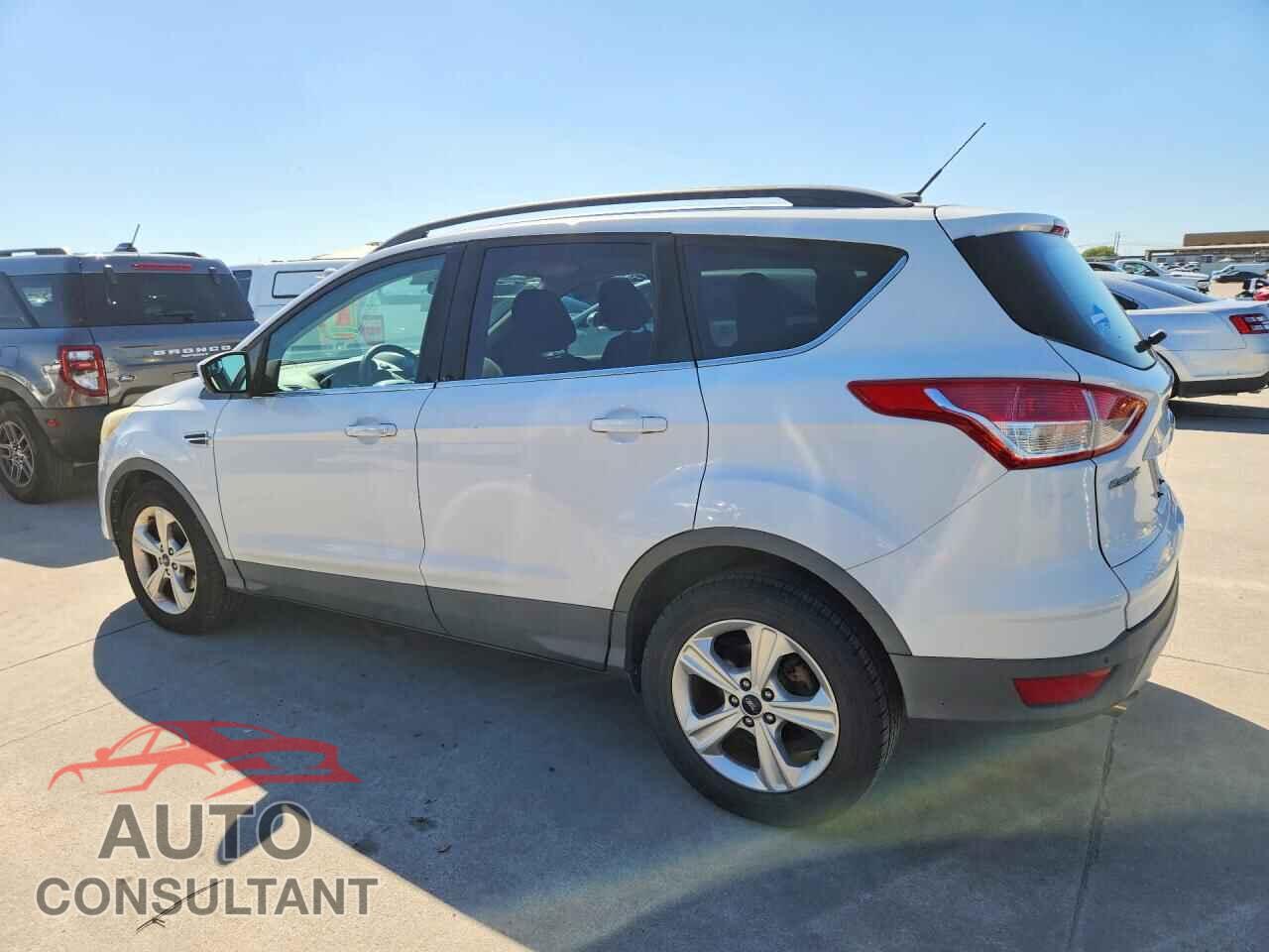 FORD ESCAPE 2016 - 1FMCU0GX0GUB48801