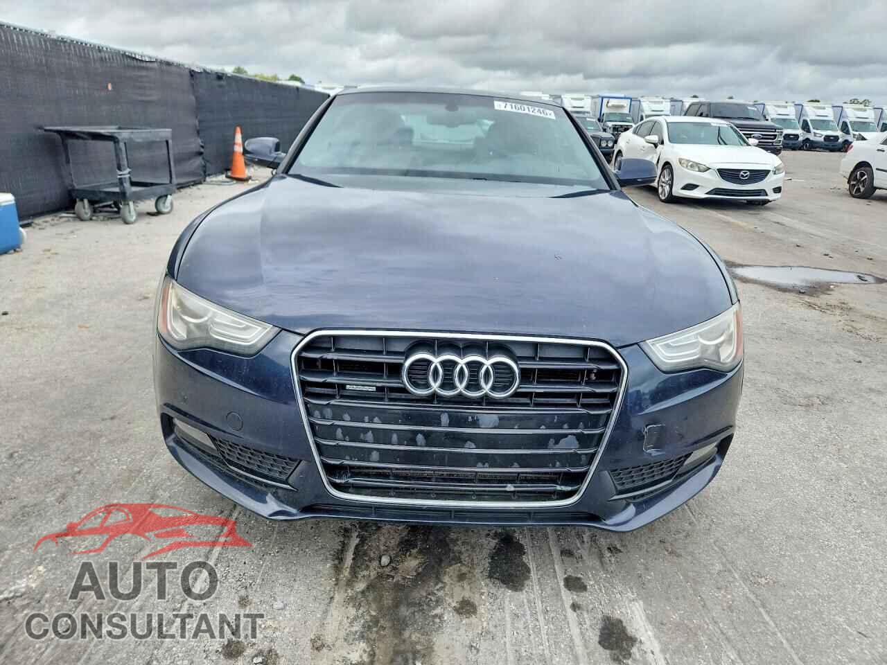 AUDI A5 2014 - WAULFAFR6EA044526