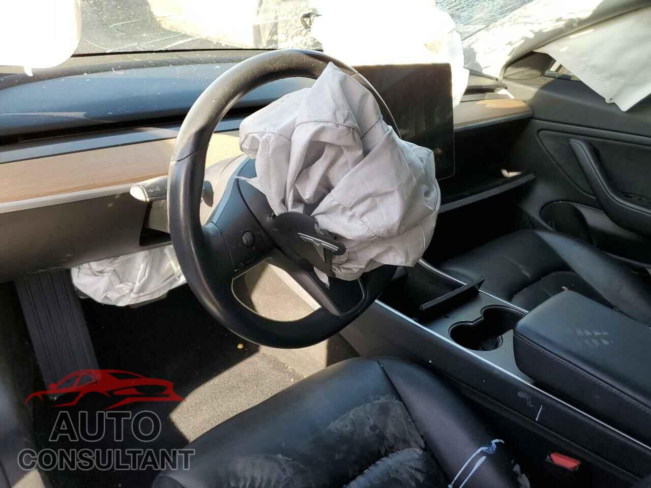 TESLA MODEL 3 2018 - 5YJ3E1EB2JF113899