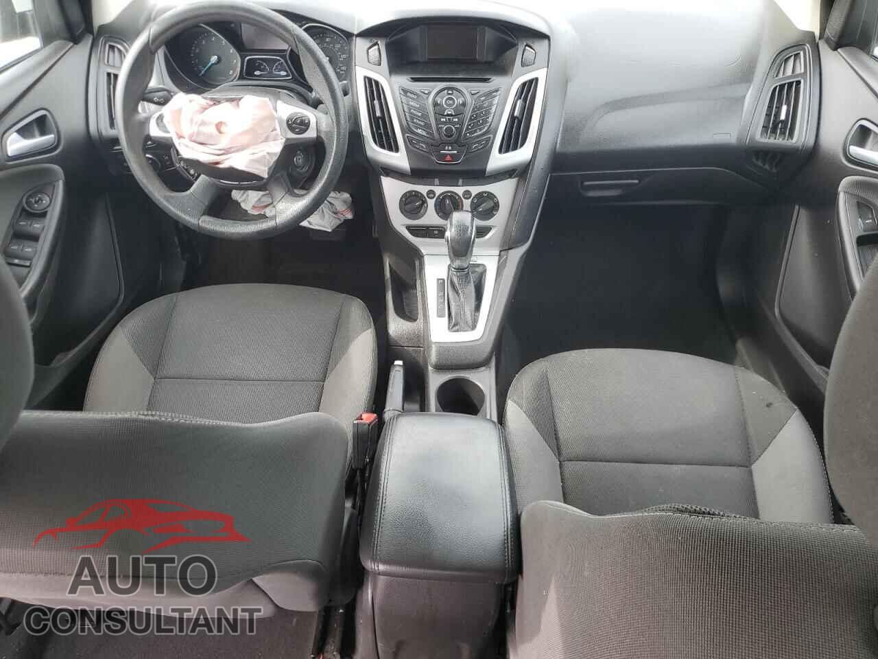 FORD FOCUS 2014 - 1FADP3F28EL272475