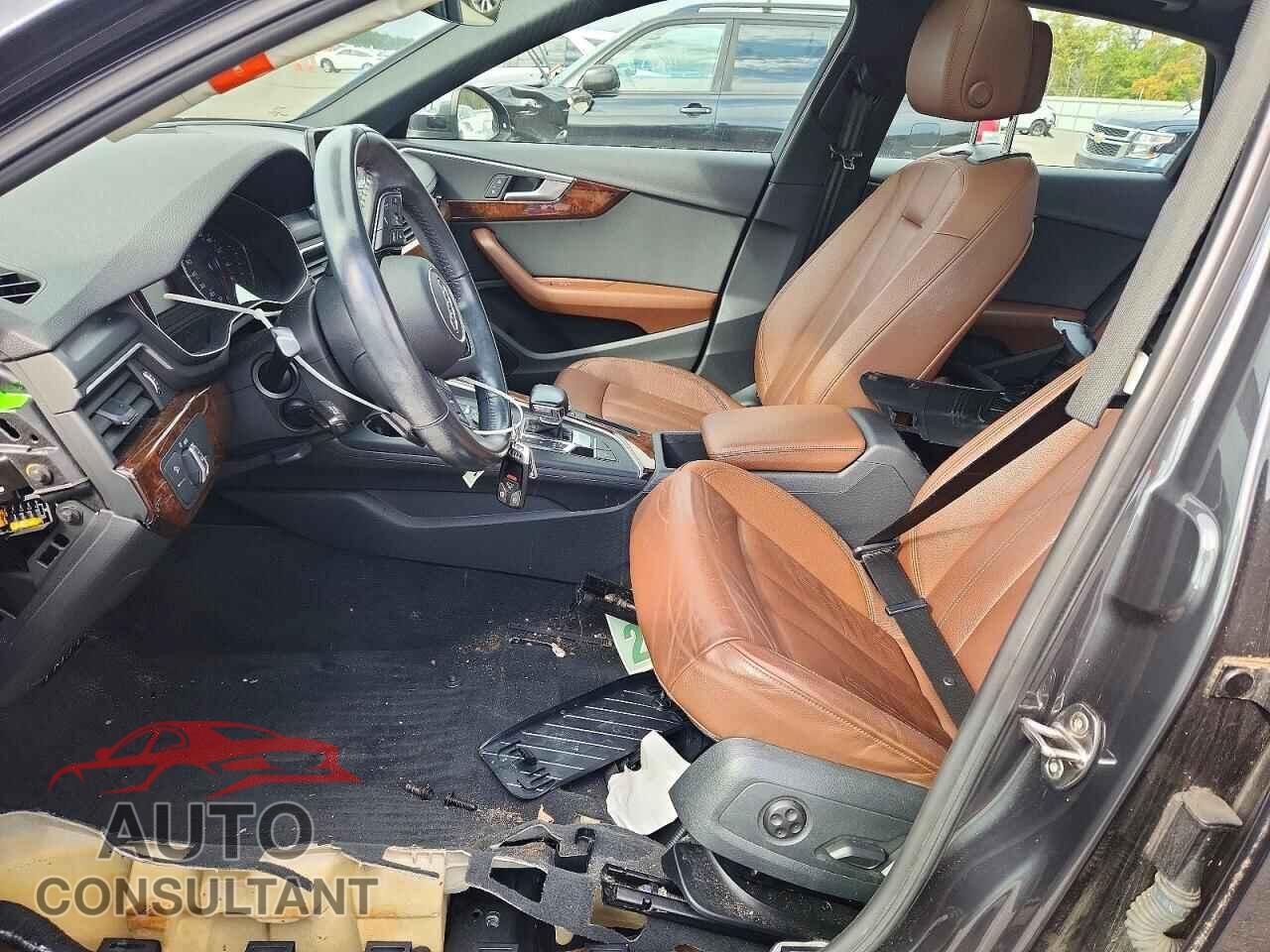 AUDI A4 2019 - WAUDNAF46KA117112