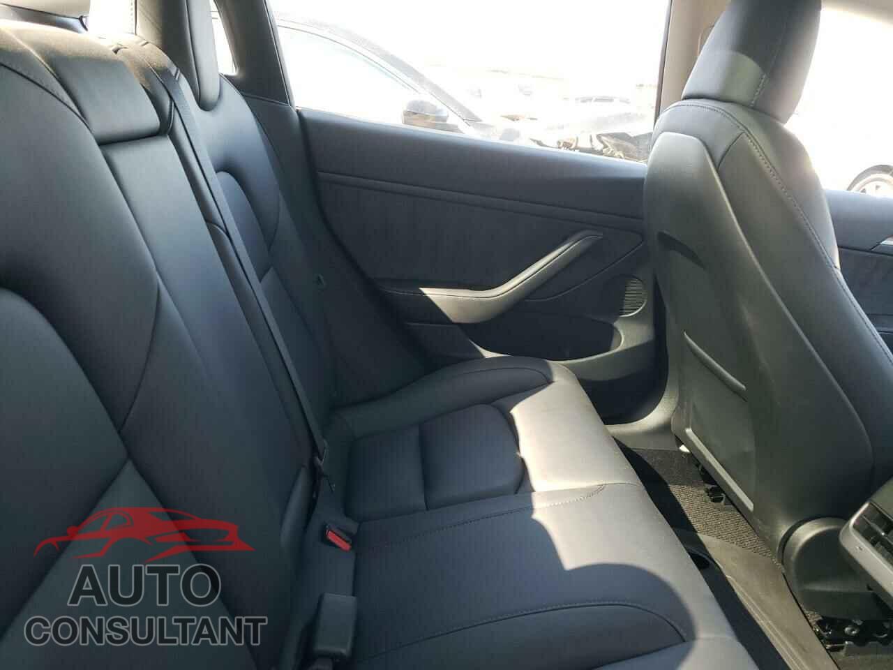 TESLA MODEL 3 2023 - 5YJ3E1EA8PF607068