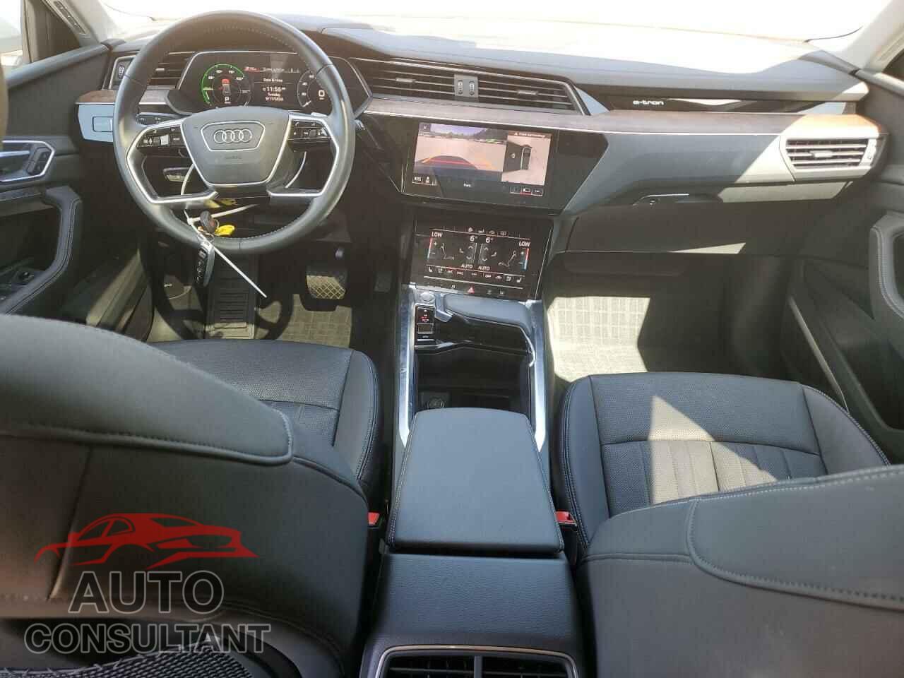 AUDI E-TRON 2019 - WA1LABGE3KB017352