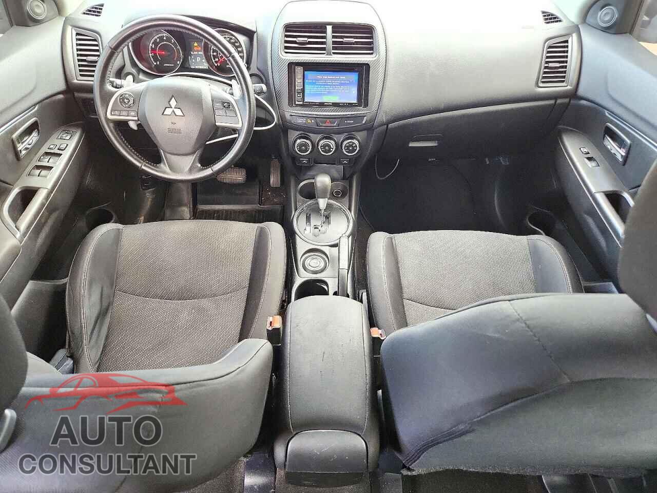 MITSUBISHI OUTLANDER 2015 - 4A4AJ4AW9FE606834