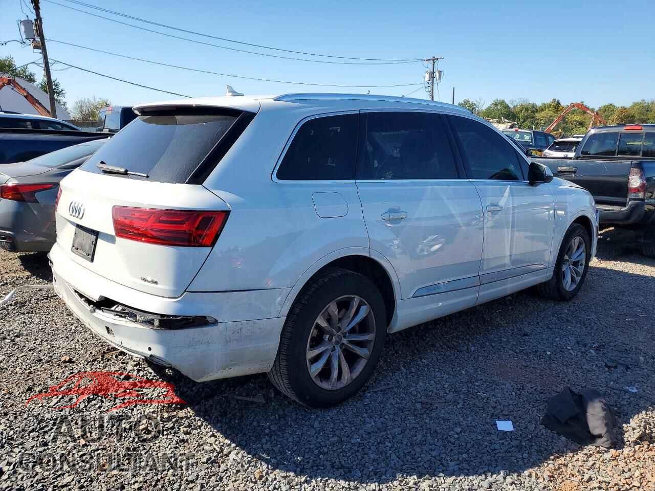 AUDI Q7 2017 - WA1AHAF76HD043389