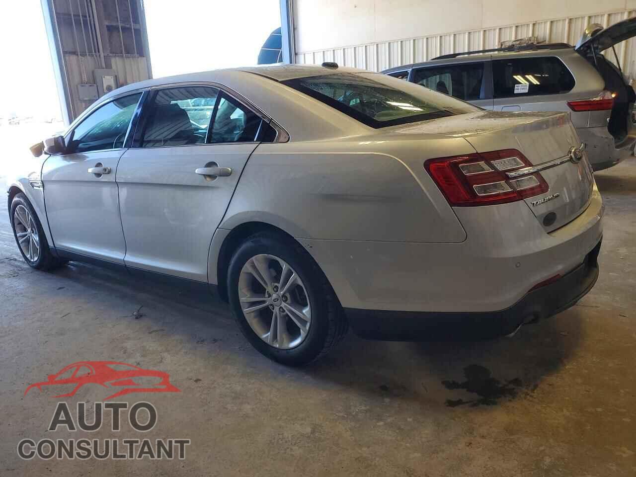 FORD TAURUS 2013 - 1FAHP2E83DG172082