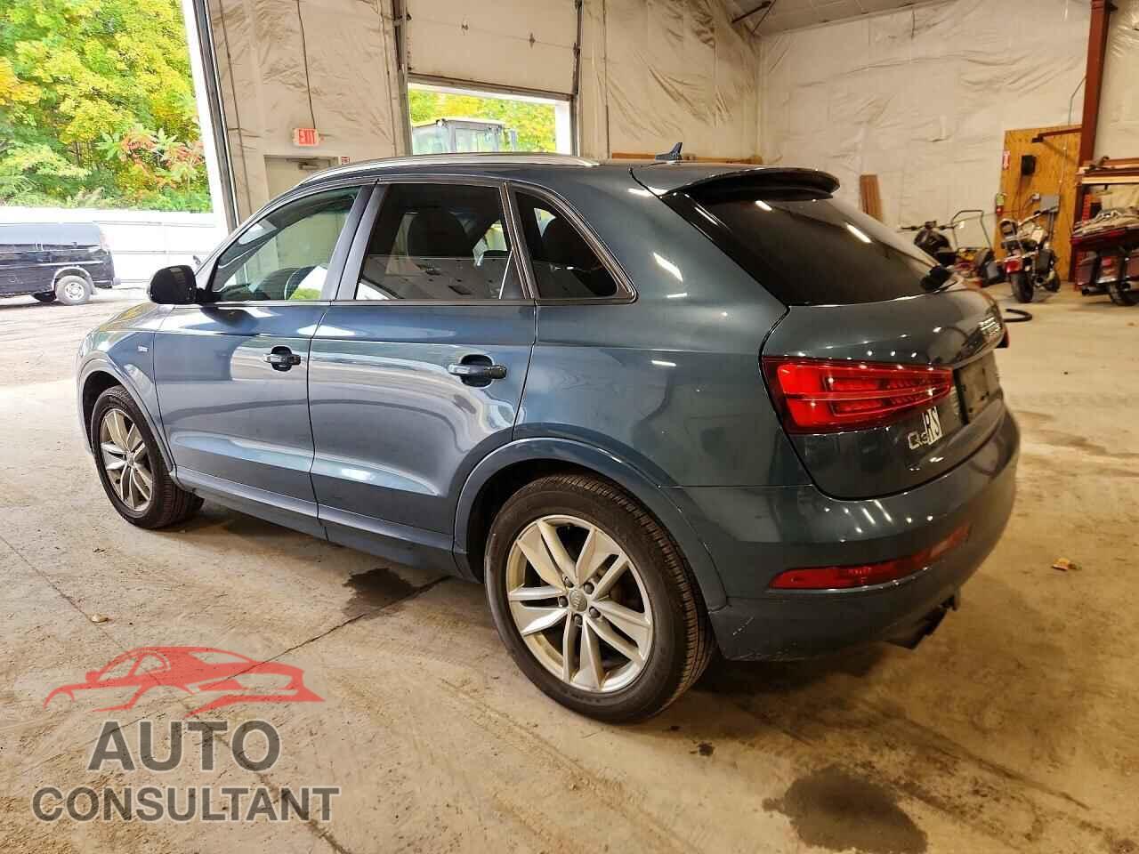 AUDI Q3 2018 - WA1ECCFS2JR019504