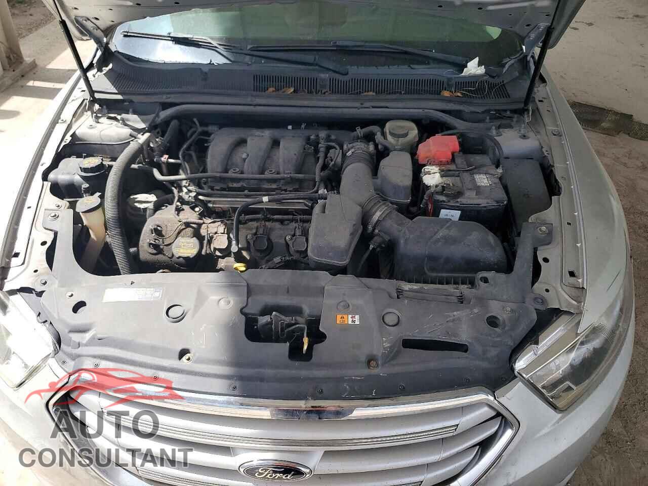 FORD TAURUS 2014 - 1FAHP2E82EG105944