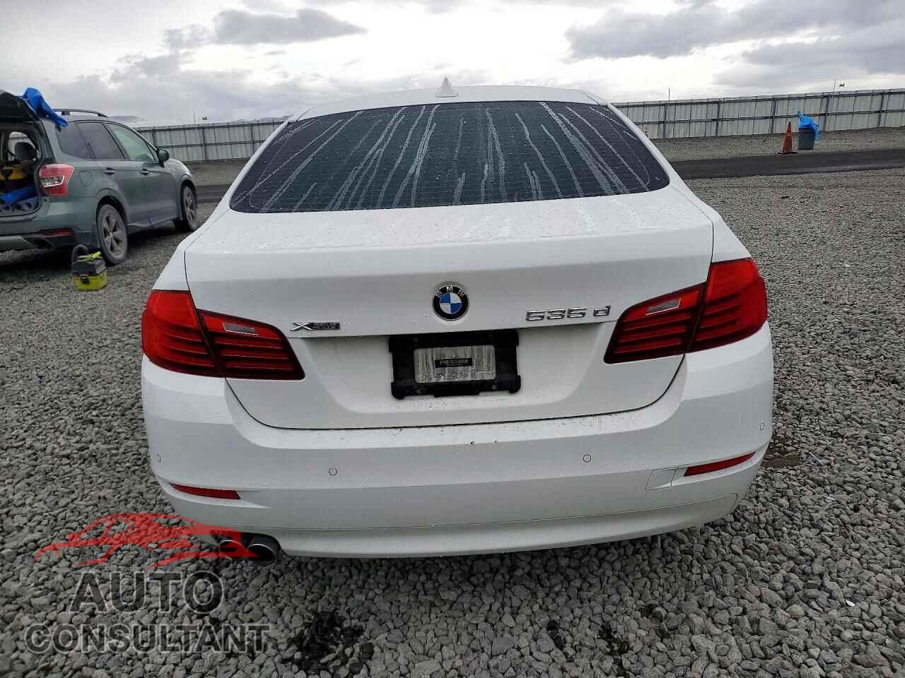 BMW 5 SERIES 2014 - WBAFV3C54ED684553