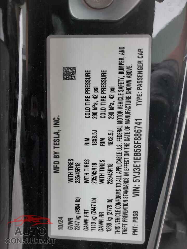 TESLA MODEL 3 2025 - 5YJ3E1EB5SF886741