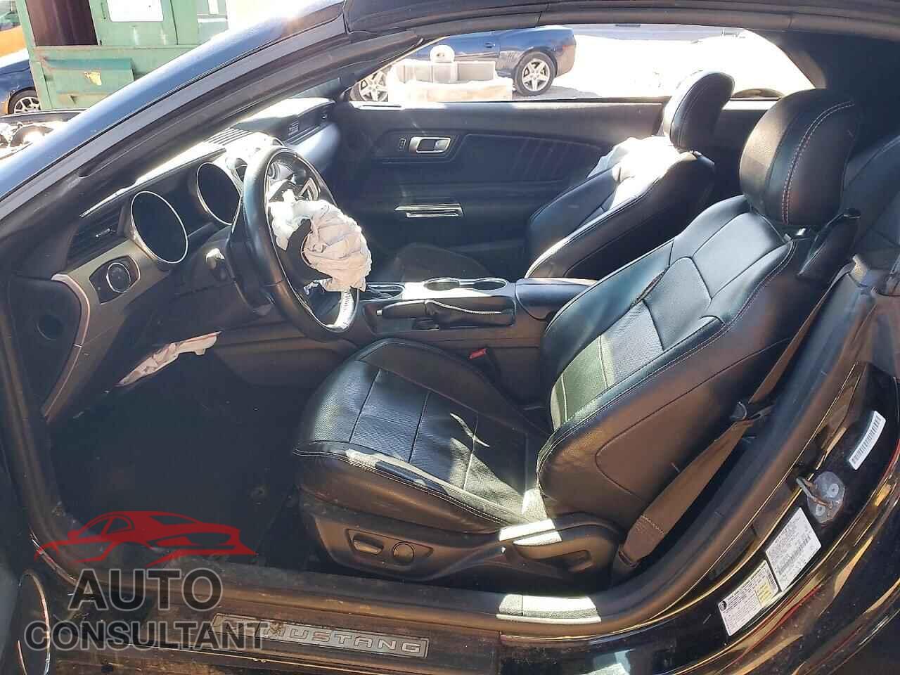 FORD MUSTANG 2020 - 1FATP8UH5L5118713