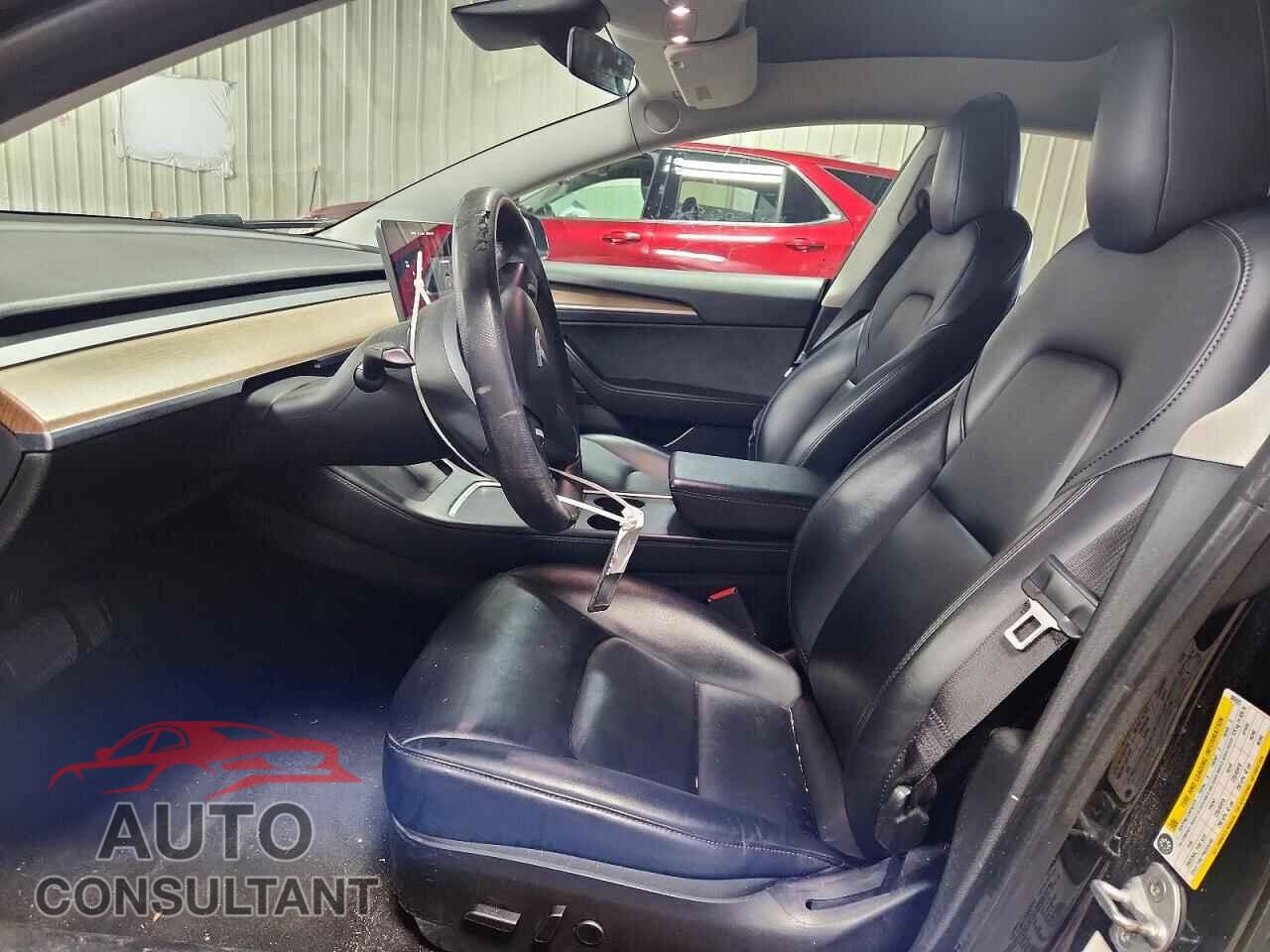 TESLA MODEL 3 2021 - 5YJ3E1EAXMF086026