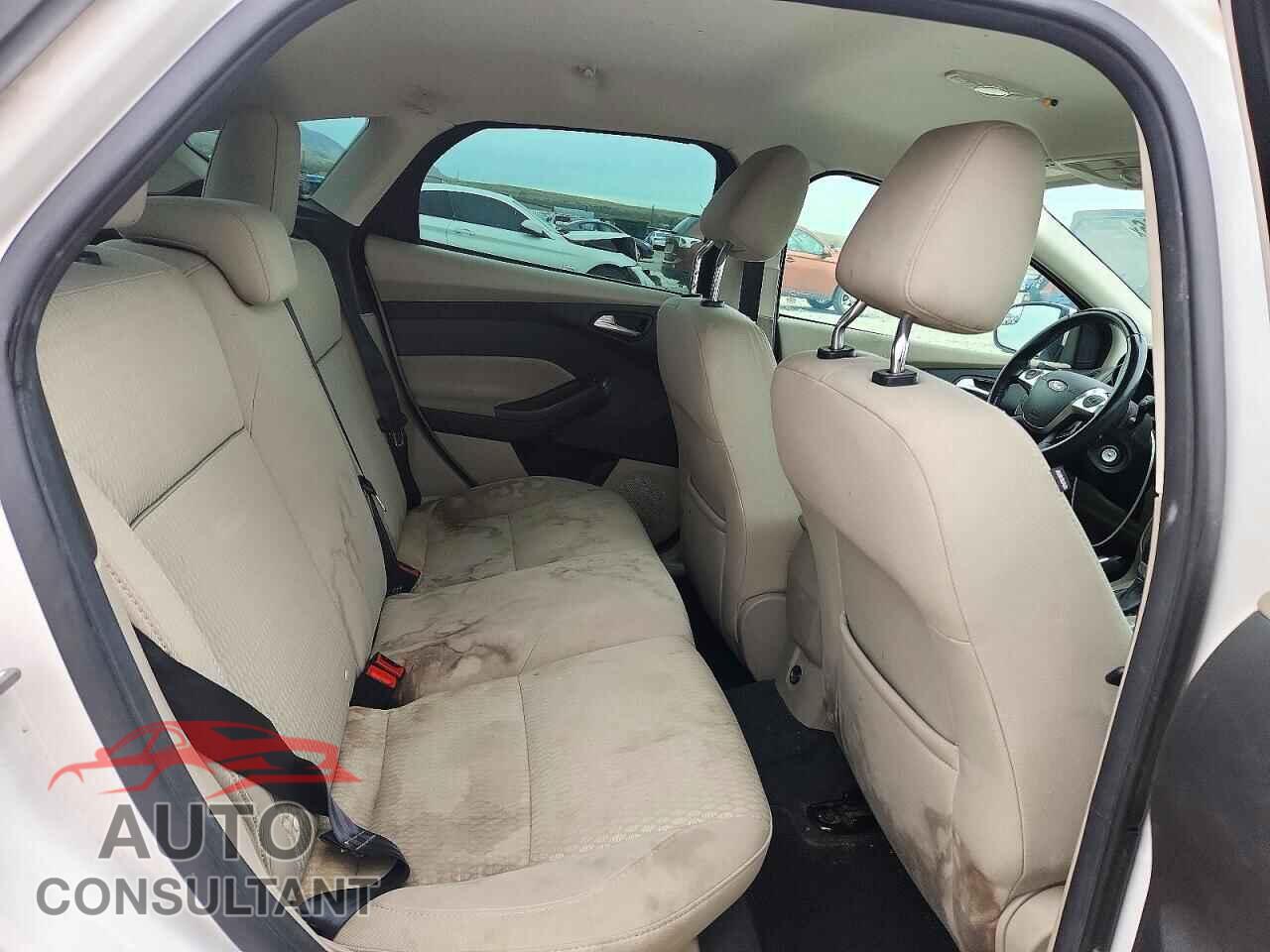 FORD FOCUS 2012 - 1FAHP3M2XCL313481