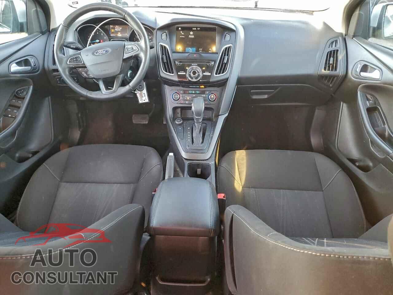 FORD FOCUS 2017 - 1FADP3H26HL343402