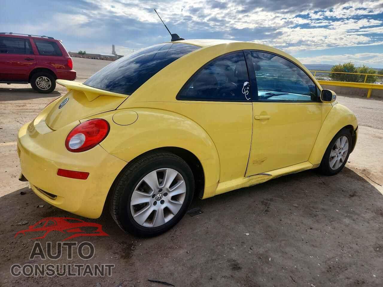 VOLKSWAGEN BEETLE 2010 - 3VWPW3AG2AM029599
