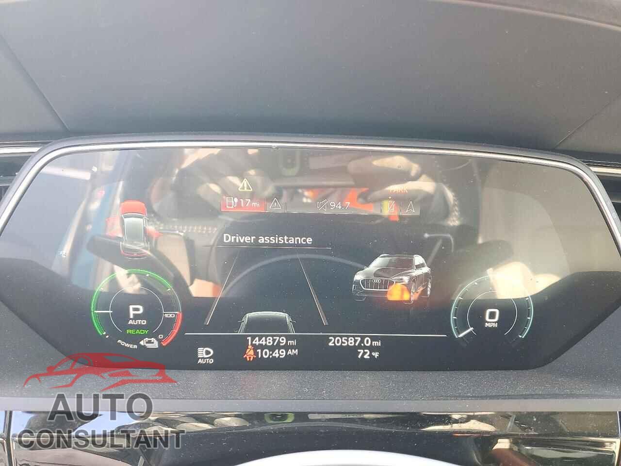 AUDI E-TRON 2019 - WA1LAAGE9KB012554