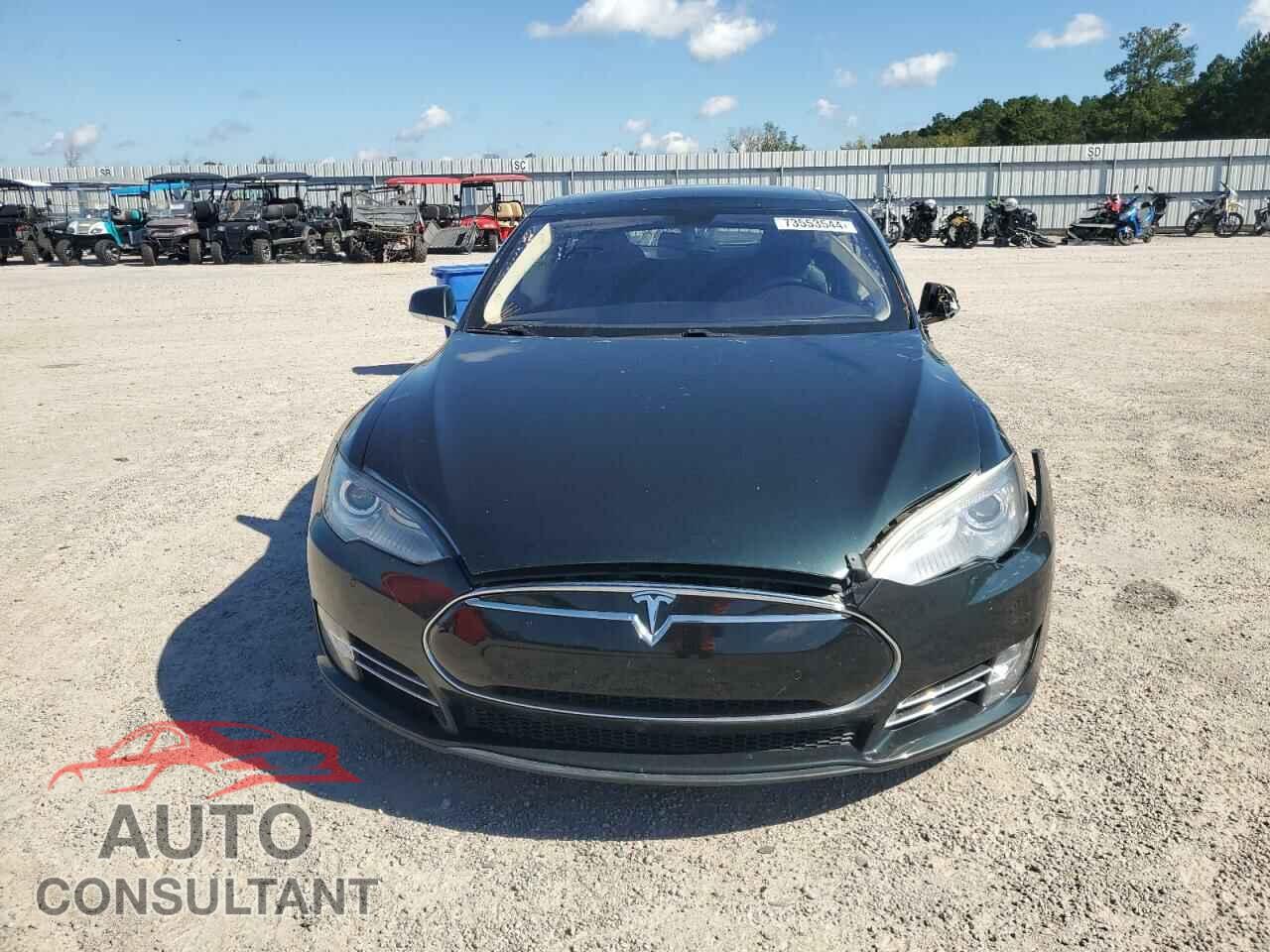 TESLA MODEL S 2014 - 5YJSA1H12EFP40893