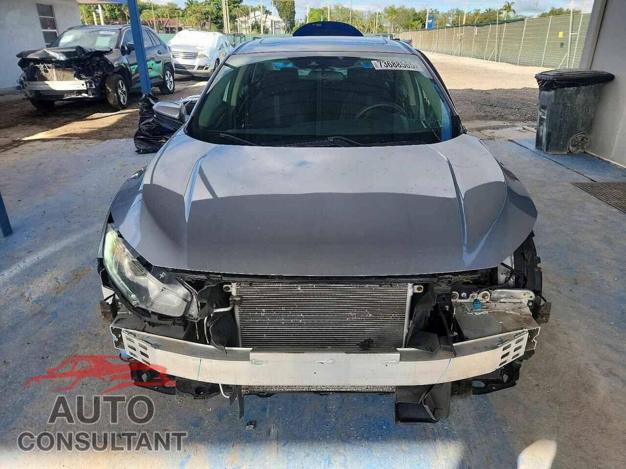 HONDA CIVIC 2017 - 19XFC2F84HE218388
