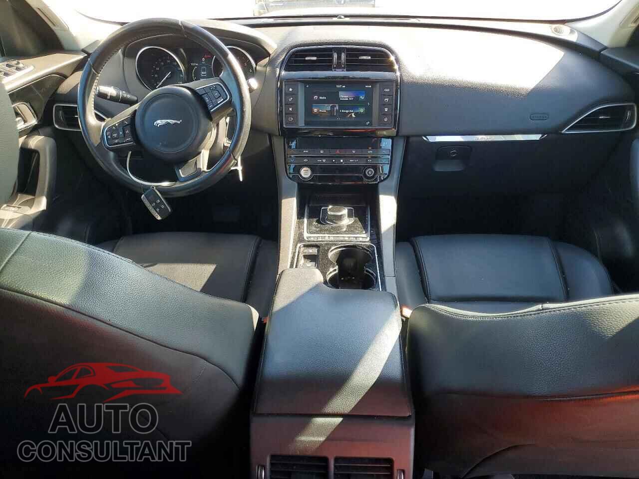 JAGUAR F-PACE 2017 - SADCS2BV2HA889616