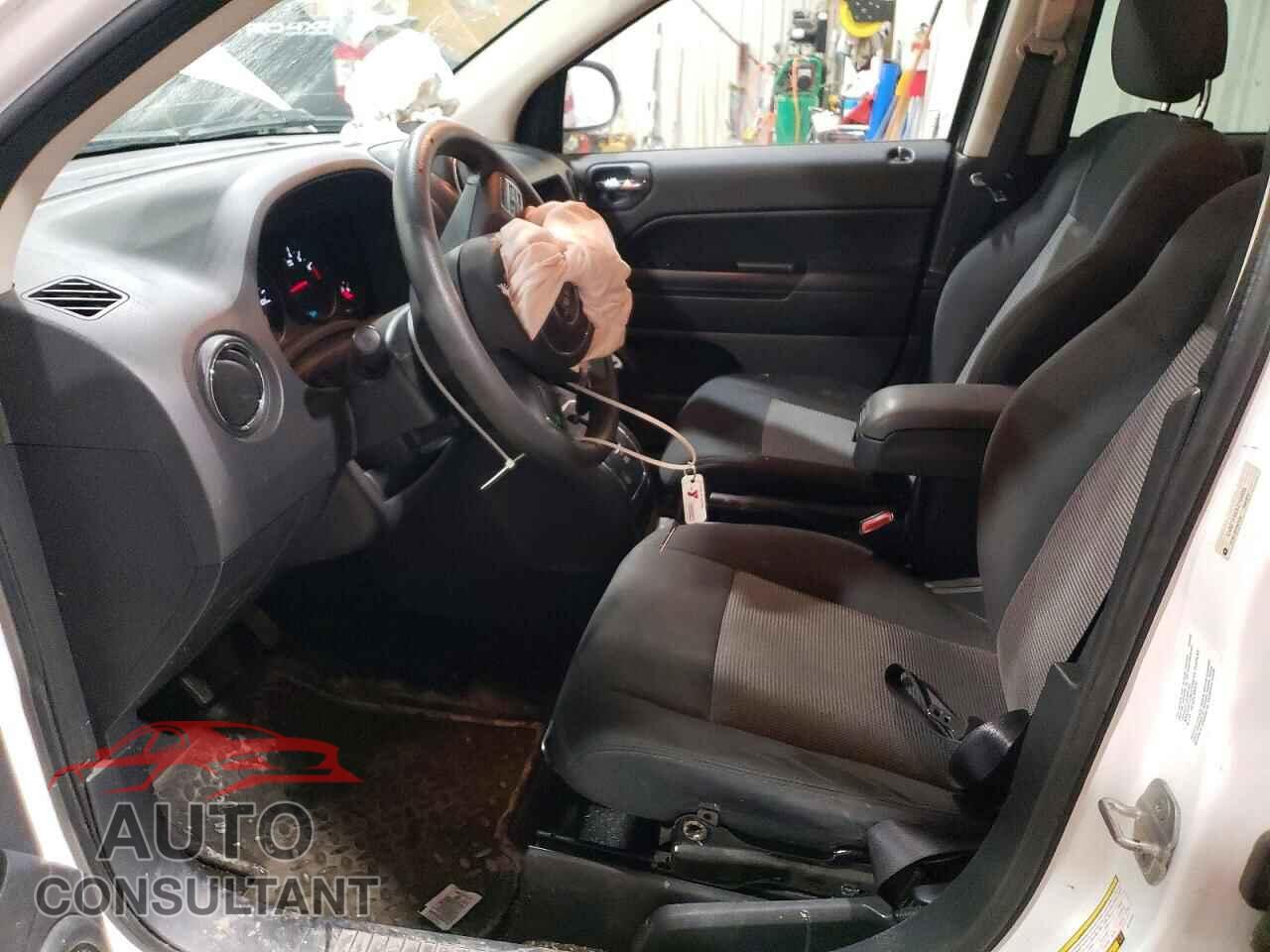 JEEP COMPASS 2011 - 1J4NF1FBXBD169855