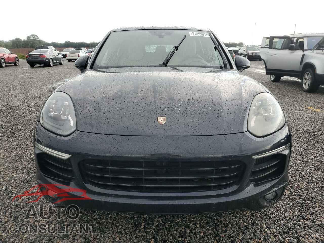 PORSCHE CAYENNE 2016 - WP1AF2A29GKA43831