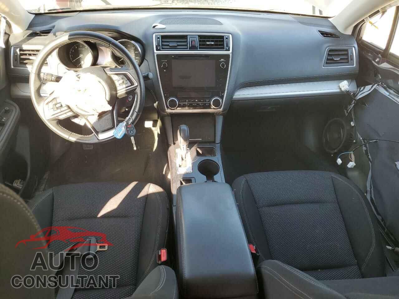SUBARU OUTBACK 2019 - 4S4BSAFC8K3316771