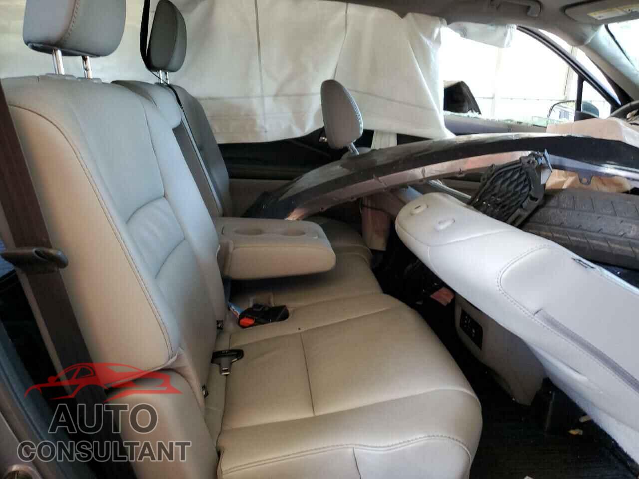 HONDA PILOT 2017 - 5FNYF5H92HB000077