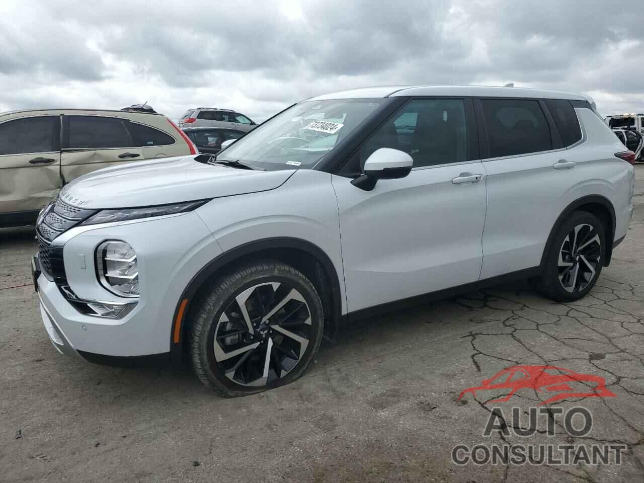 MITSUBISHI OUTLANDER 2023 - JA4J4UA84PZ011359
