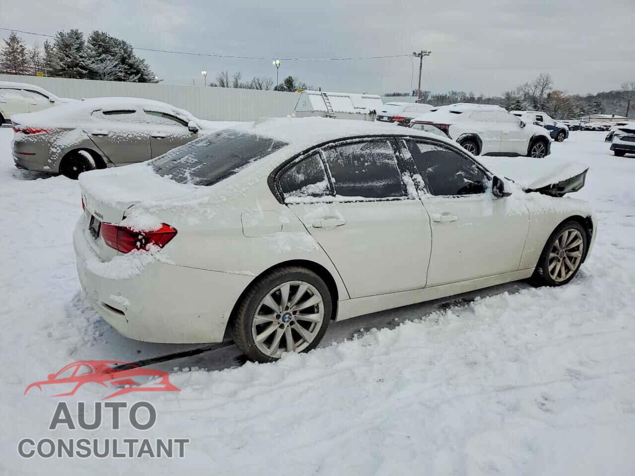 BMW 3 SERIES 2016 - WBA8E5G55GNU22178