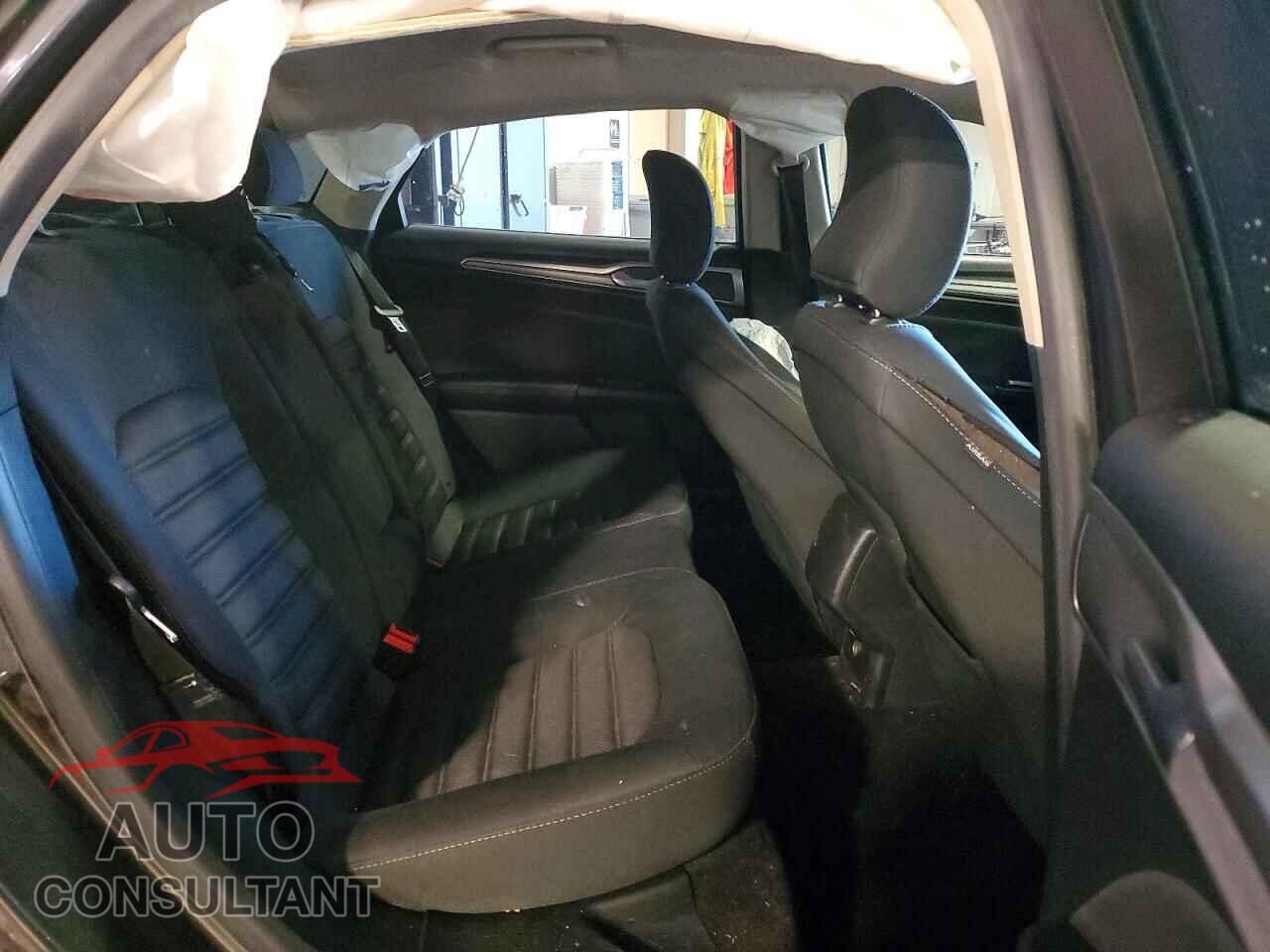 FORD FUSION 2017 - 3FA6P0H70HR338863
