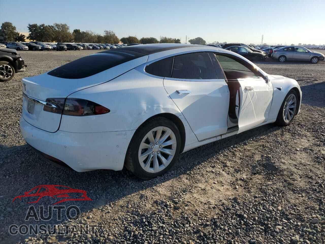 TESLA MODEL S 2018 - 5YJSA1E29JF281904