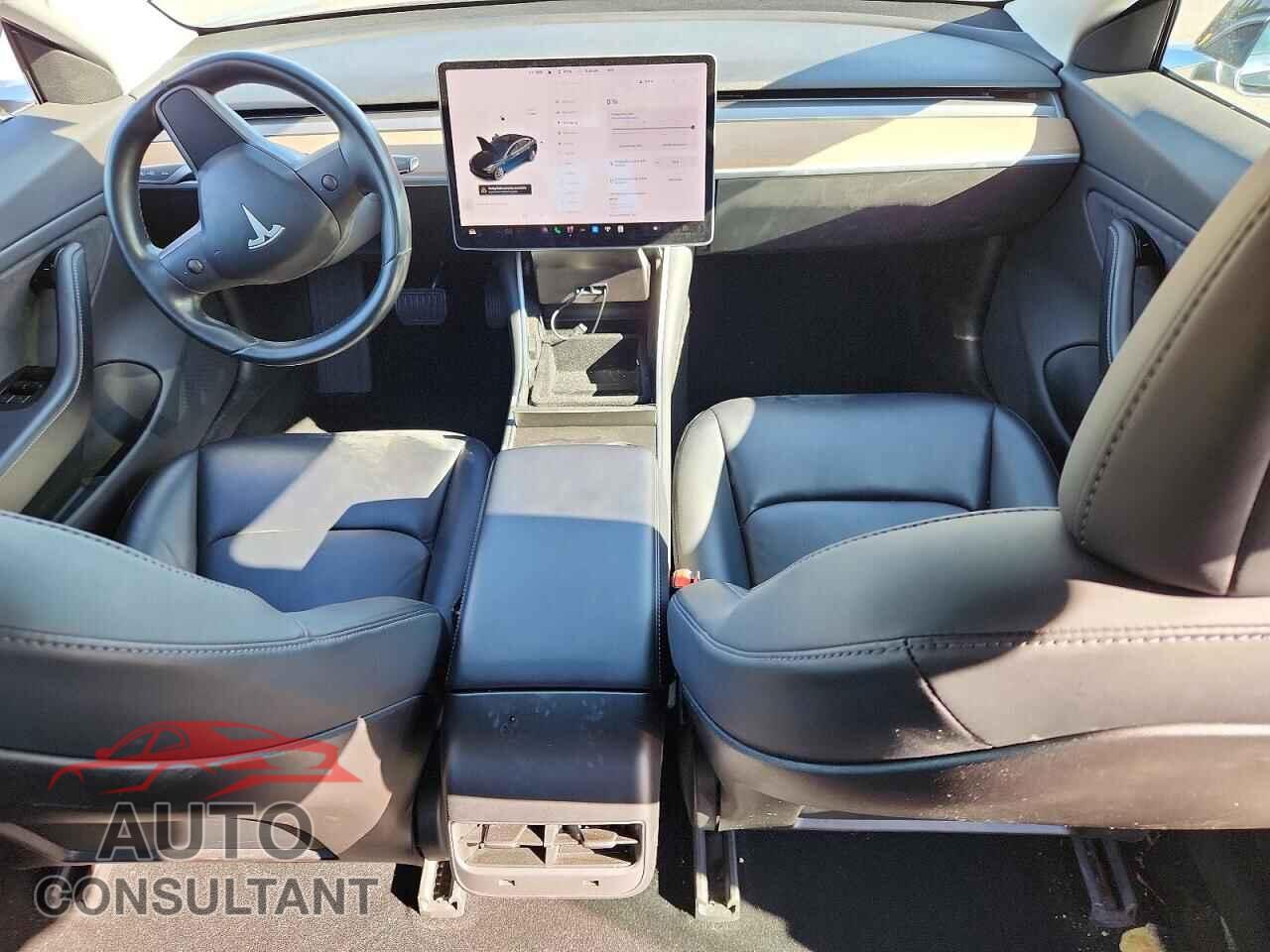 TESLA MODEL 3 2018 - 5YJ3E1EA8JF108827