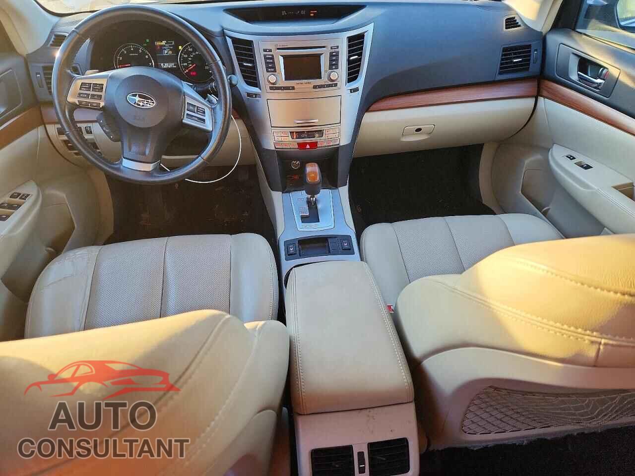 SUBARU OUTBACK 2014 - 4S4BRCLC4E3312779