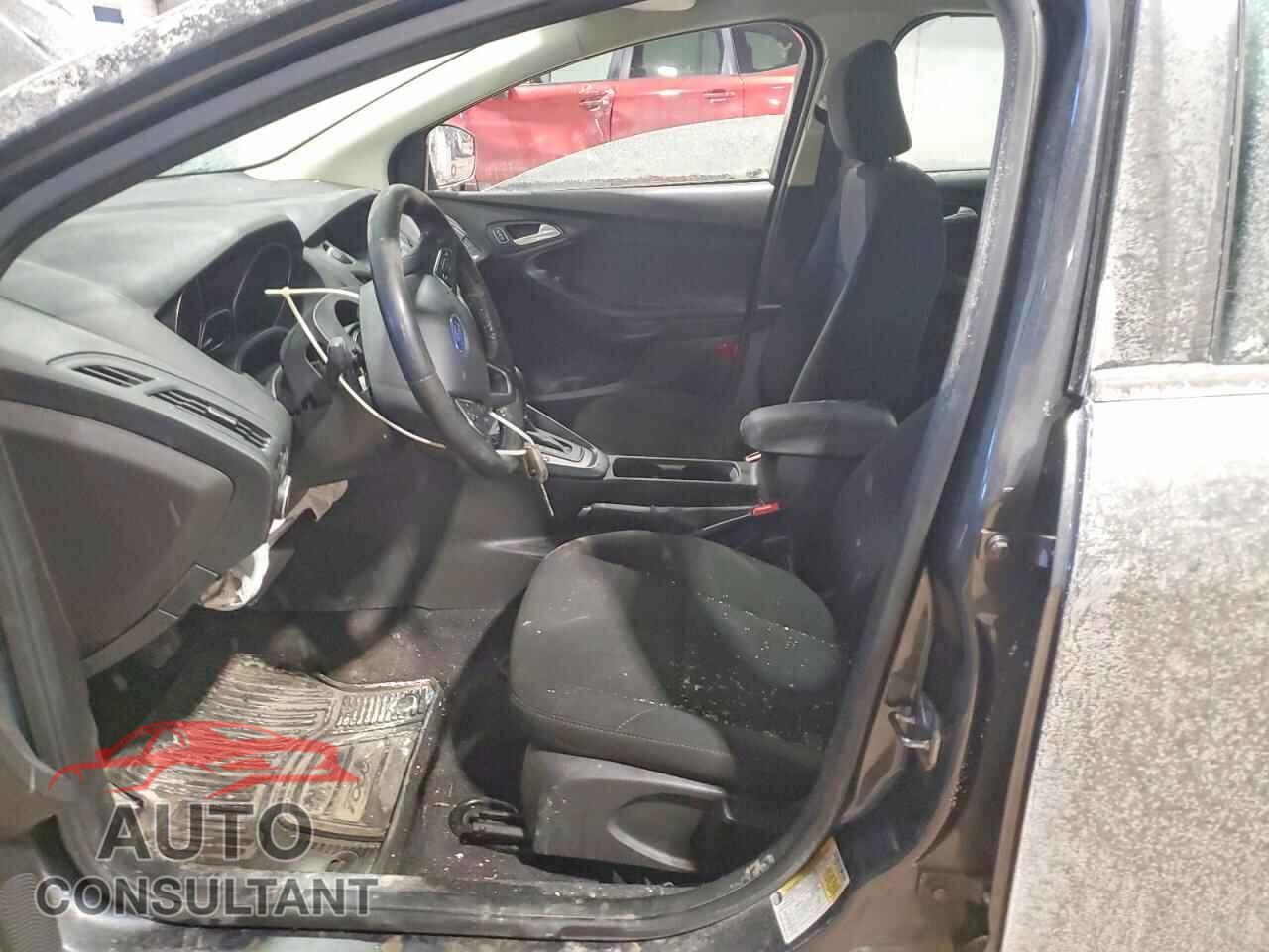 FORD FOCUS 2017 - 1FADP3FE8HL200450