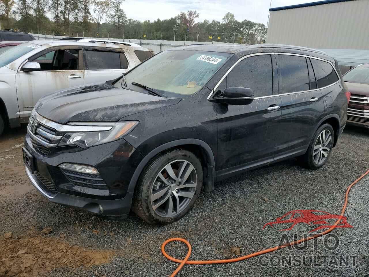 HONDA PILOT 2017 - 5FNYF6H09HB075558