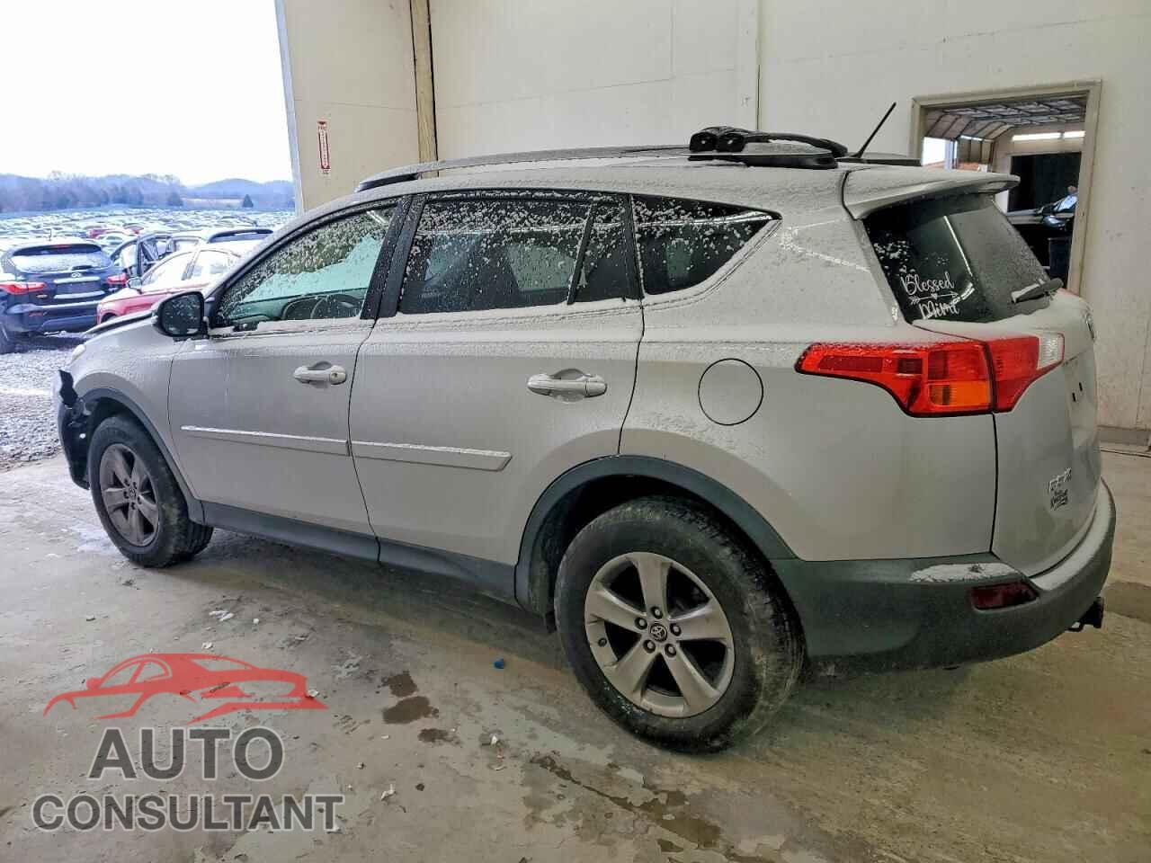 TOYOTA RAV4 2015 - JTMRFREV1FD122902