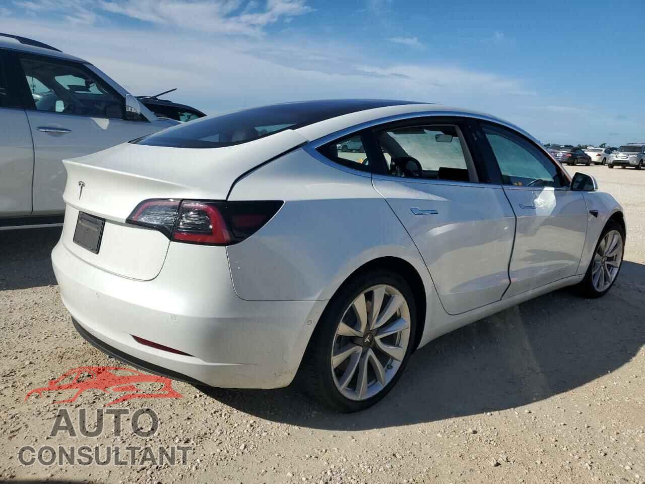 TESLA MODEL 3 2018 - 5YJ3E1EA4JF032233