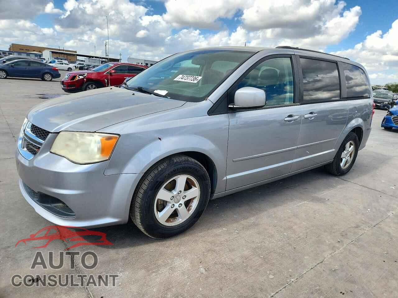 DODGE CARAVAN 2013 - 2C4RDGCG5DR669356